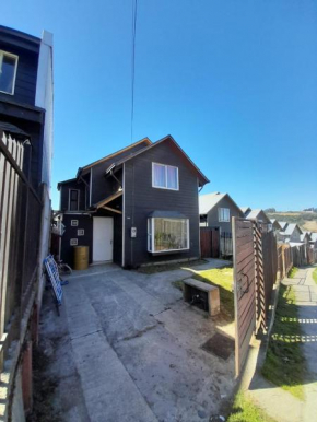 Casa acogedora y amplia en castro chiloe, CONSULTAR DISPONIBILIDAD ANTES DE RESERVAR